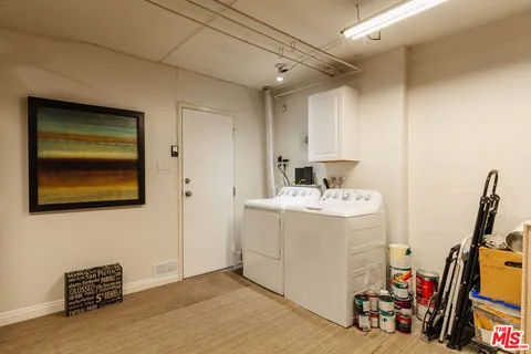 $629,000 | 15023 Sherman Way, Unit E, Van Nuys, CA 91405