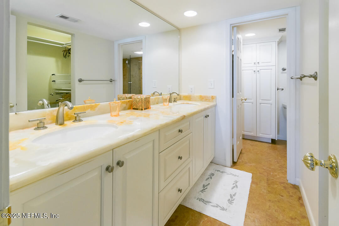 10 10th Street, Unit 11 Atlantic Beach, FL 32233 - Photo 11 of 17 Primary Bathroom 1