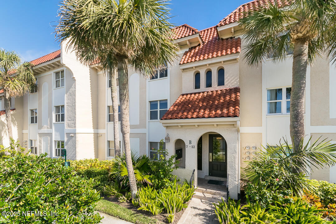 10 10th Street, Unit 11 Atlantic Beach, FL 32233 - Photo 2 of 17 Condo Entrance