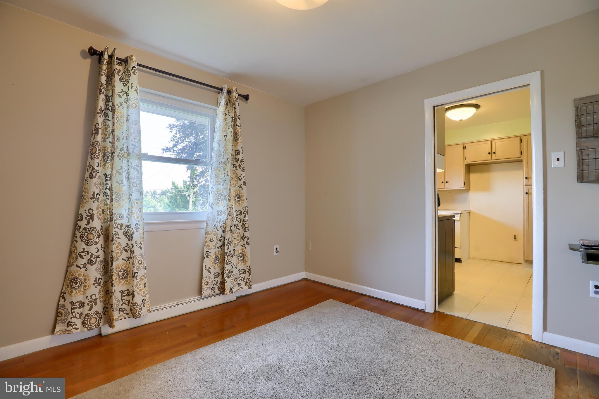 327 Edgehill Road York, PA 17403 - Photo 20 of 35
