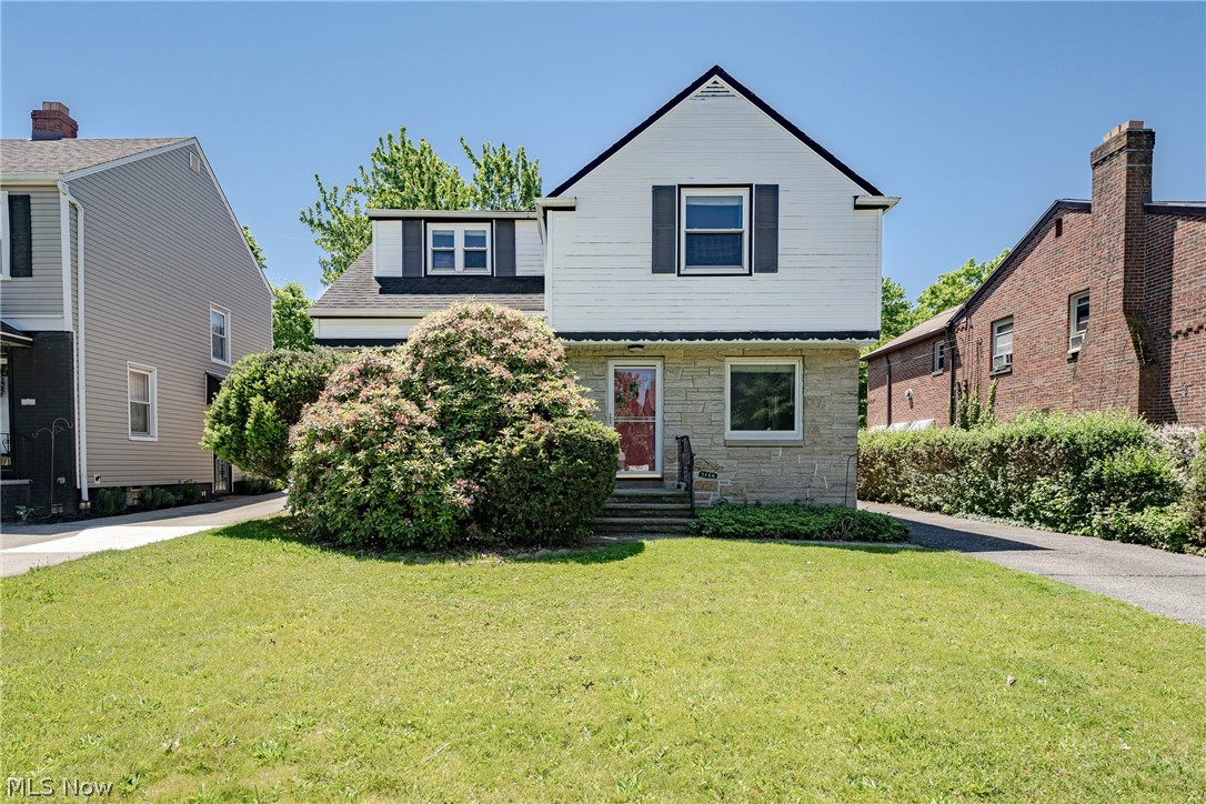3666 Silsby Road University Heights, OH 44118 - Photo 1 of 37