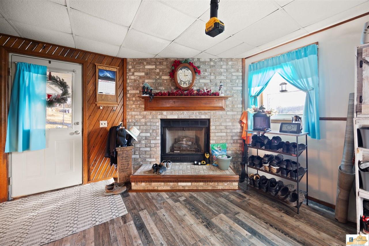 698 Rowletts Road Horse Cave, KY 42749 - Photo 12 of 99 Gallery Image 12