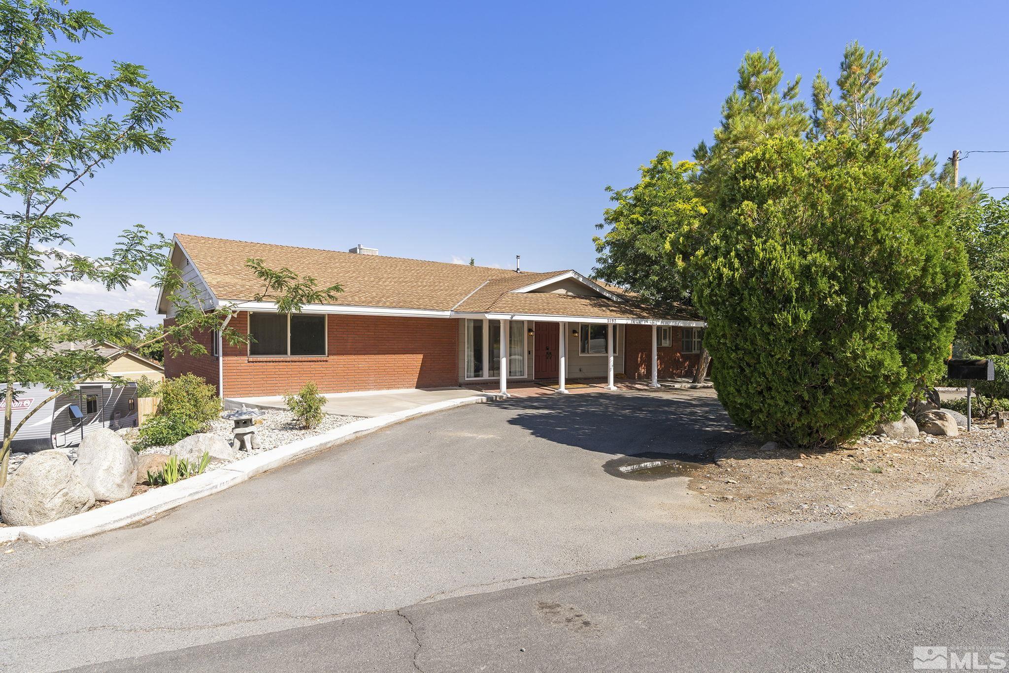 3197 Susileen Drive Reno, NV 89509 - Photo 3 of 35 Photo 3