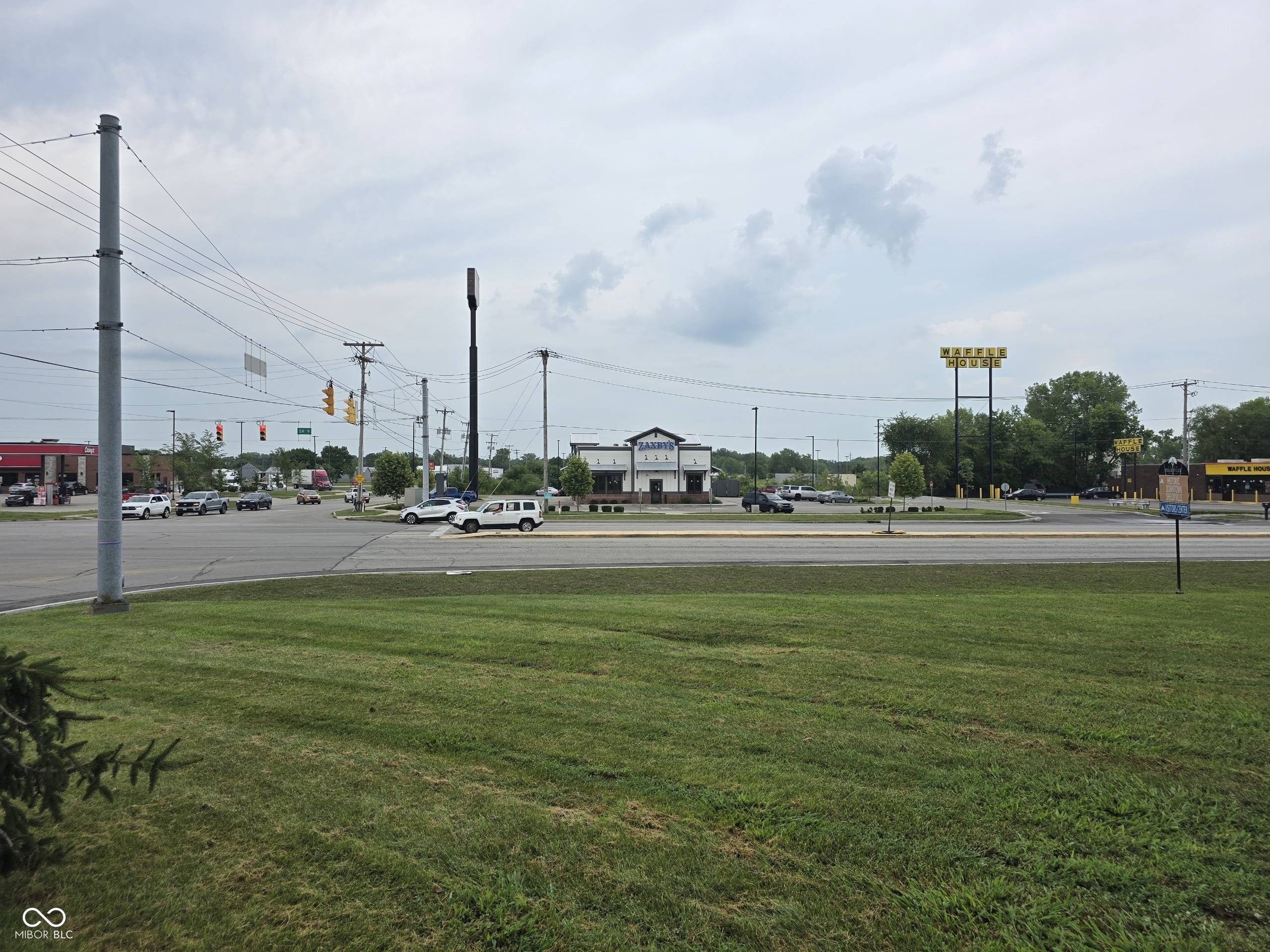 13 West Rampart Road Shelbyville, IN 46176 - Photo 4 of 5