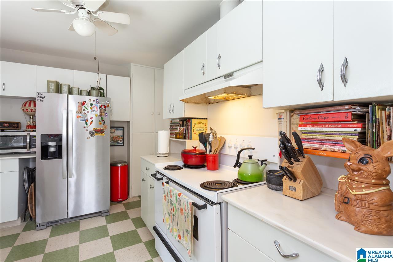 1416 Cresthill Road Birmingham, AL 35213 - Photo 14 of 31