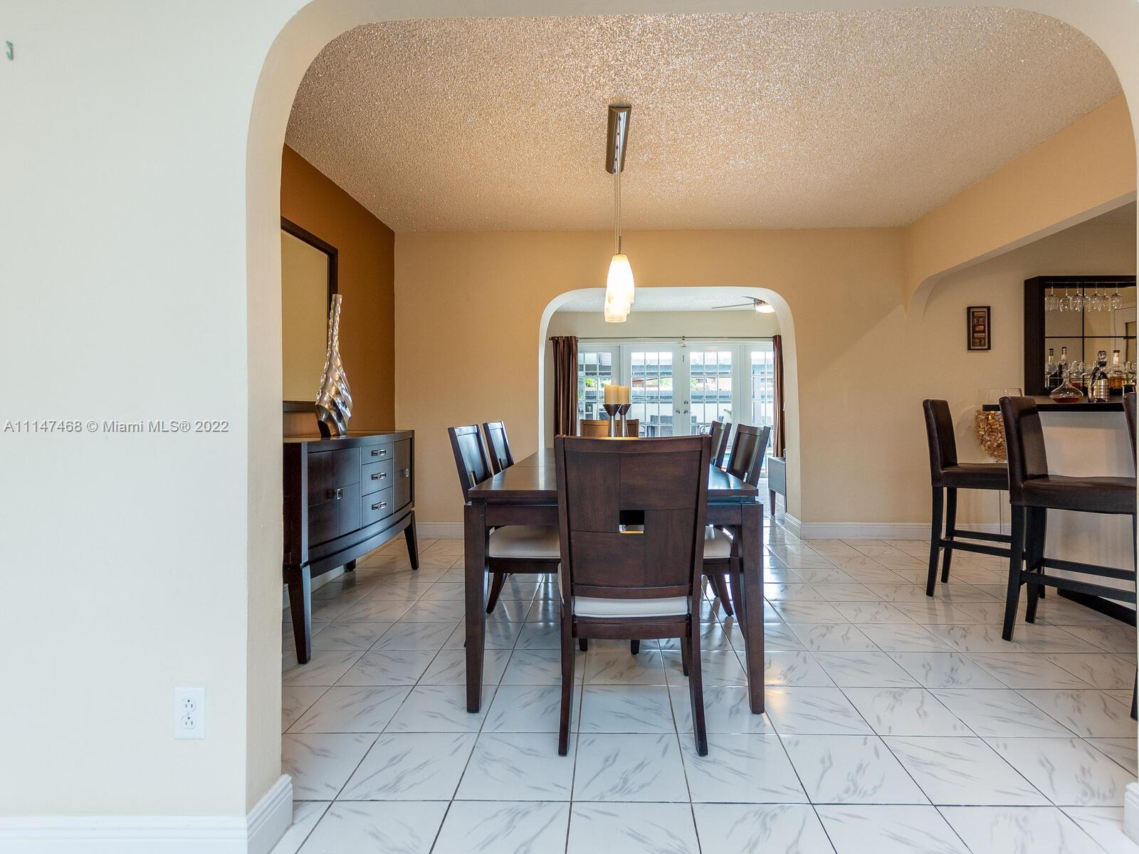 490 West 33rd Place Hialeah, FL 33012 - Photo 14 of 88