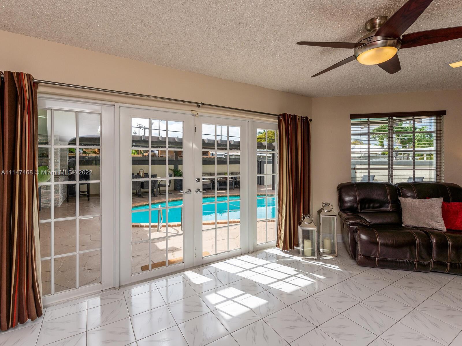 490 West 33rd Place Hialeah, FL 33012 - Photo 37 of 88
