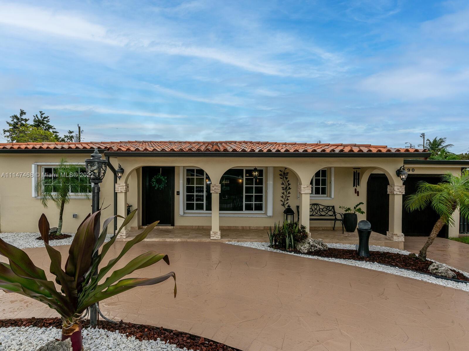 490 West 33rd Place Hialeah, FL 33012 - Photo 5 of 88