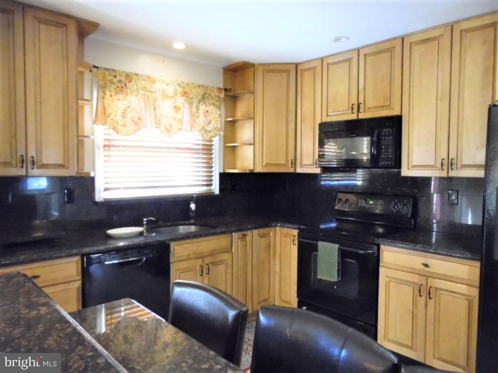 1 Argo Drive Sewell, NJ 08080 - Photo 9 of 24 Kitchen