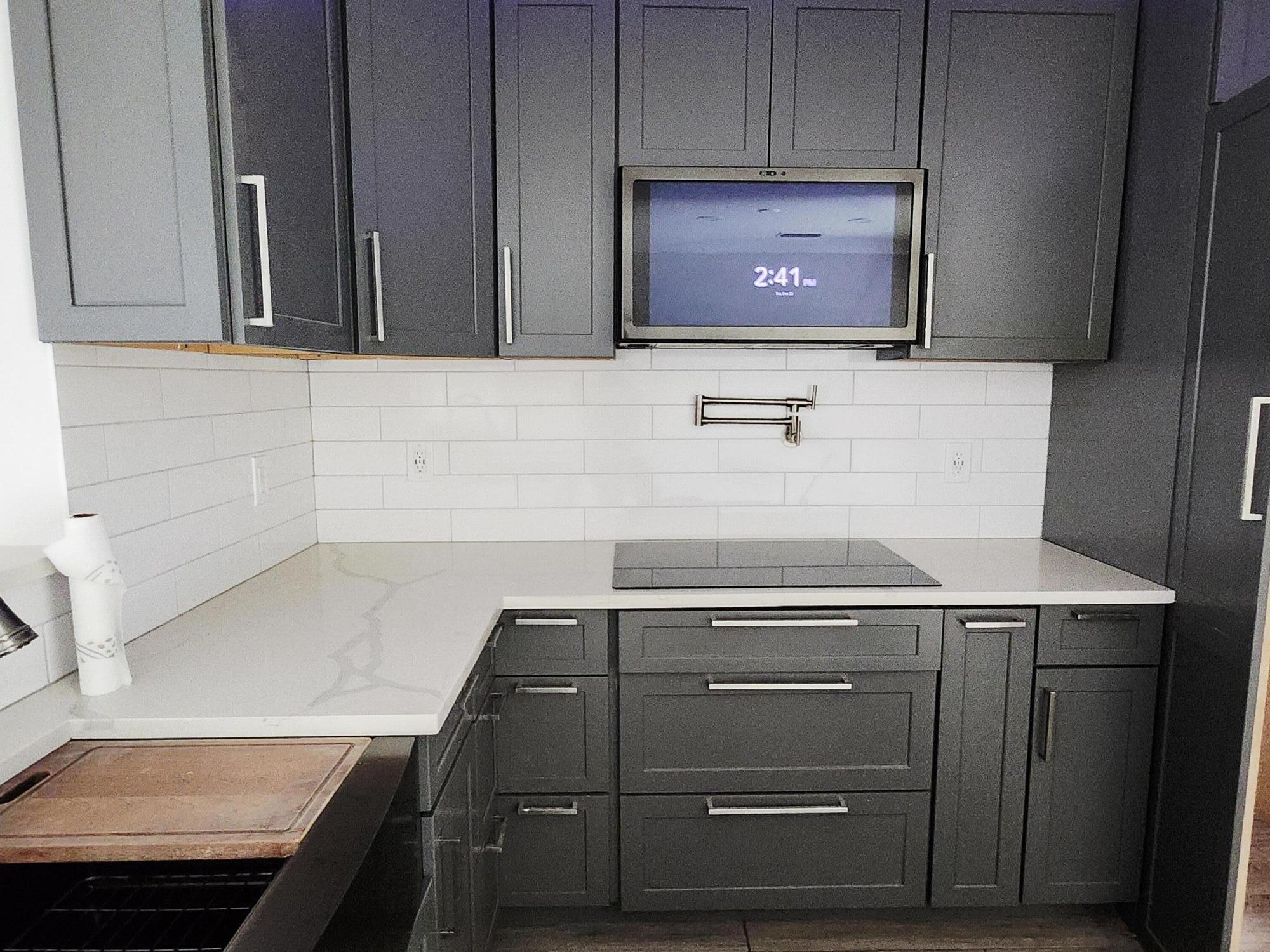 19471 Colorado Circle Boca Raton, FL 33434 - Photo 7 of 22 Touchscreen Range Hood