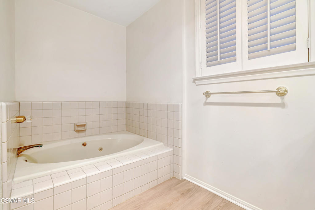 10550 Wilshire Boulevard, Unit 103 Los Angeles, CA 90024 - Photo 19 of 27