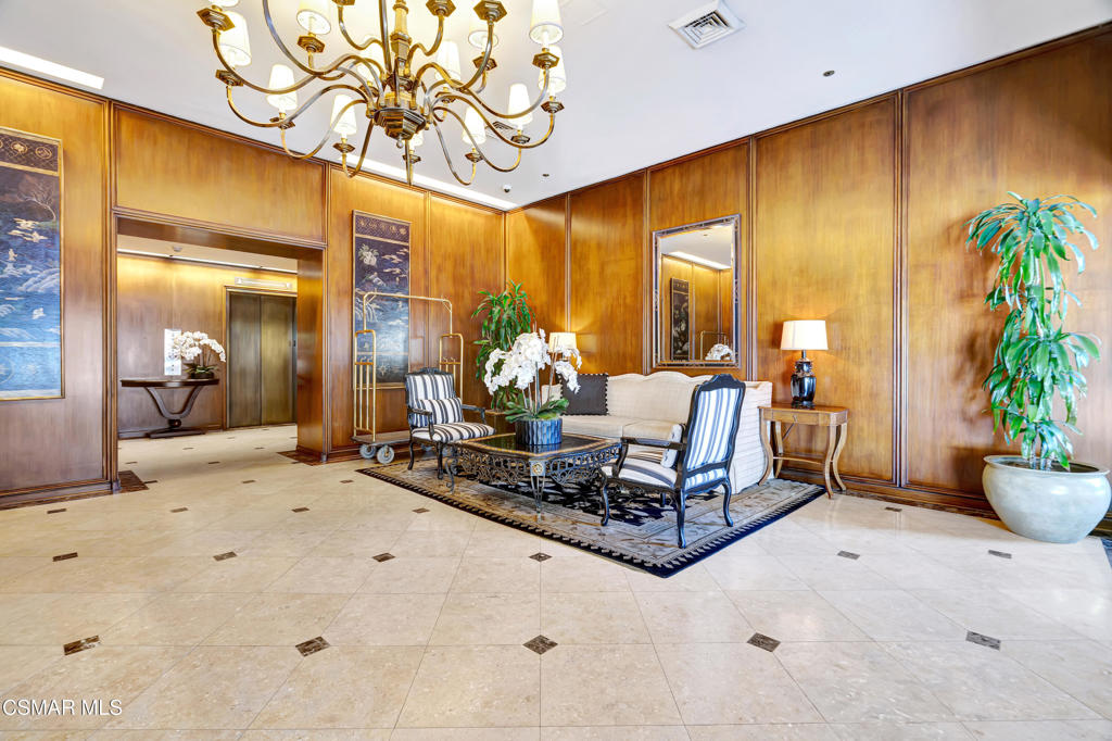 10550 Wilshire Boulevard, Unit 103 Los Angeles, CA 90024 - Photo 2 of 27