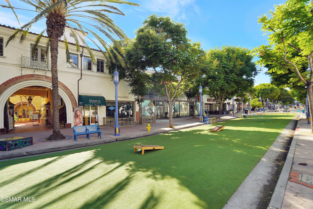 10550 Wilshire Boulevard, Unit 103 Los Angeles, CA 90024 - Photo 24 of 27