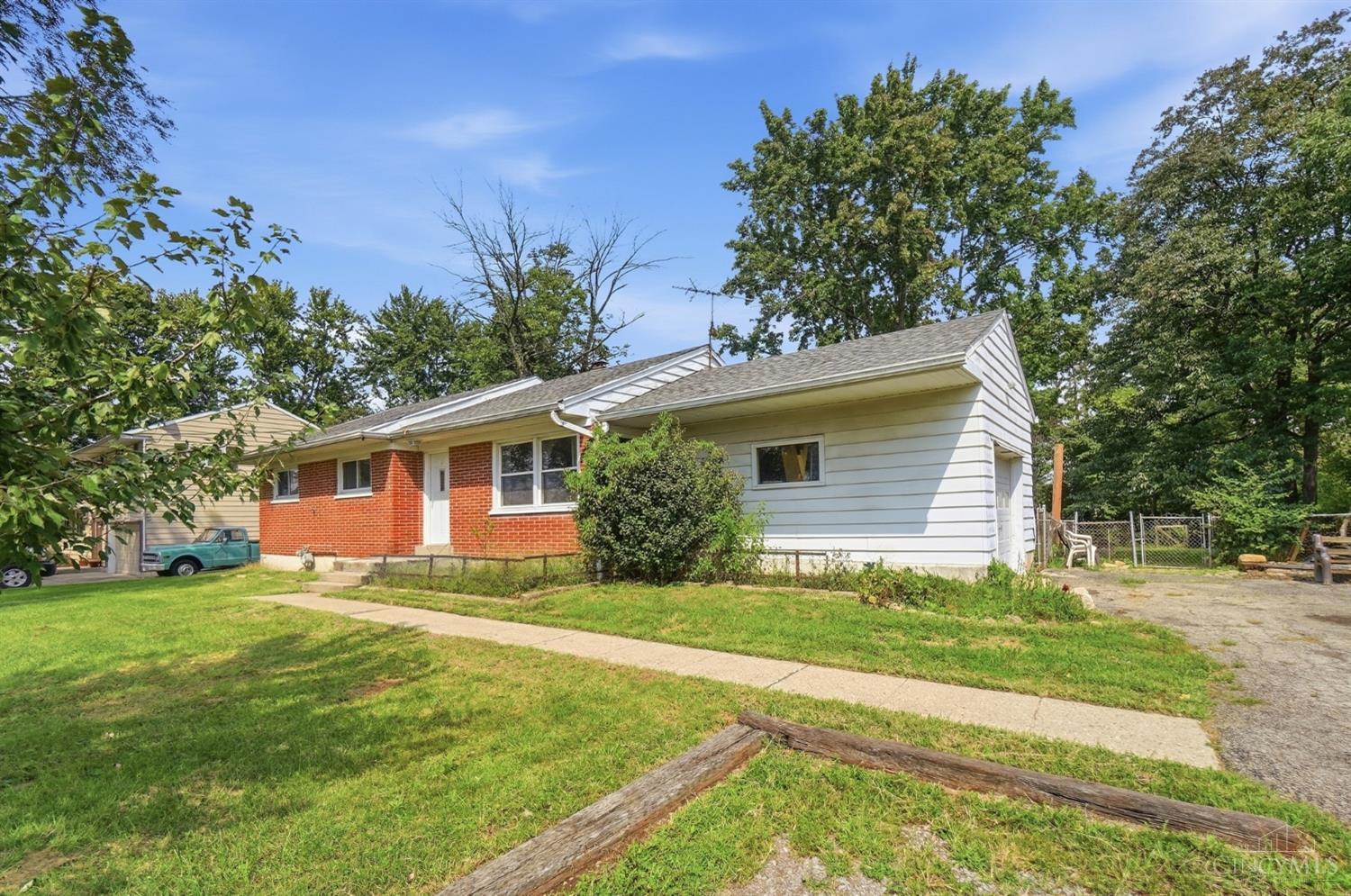 6292 Fields Ertel Road Sharonville, OH 45241 - Photo 2 of 39 Gallery Image 2