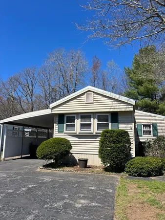 $265,000 | 9 Christian Avenue, Hudson, MA 01749
