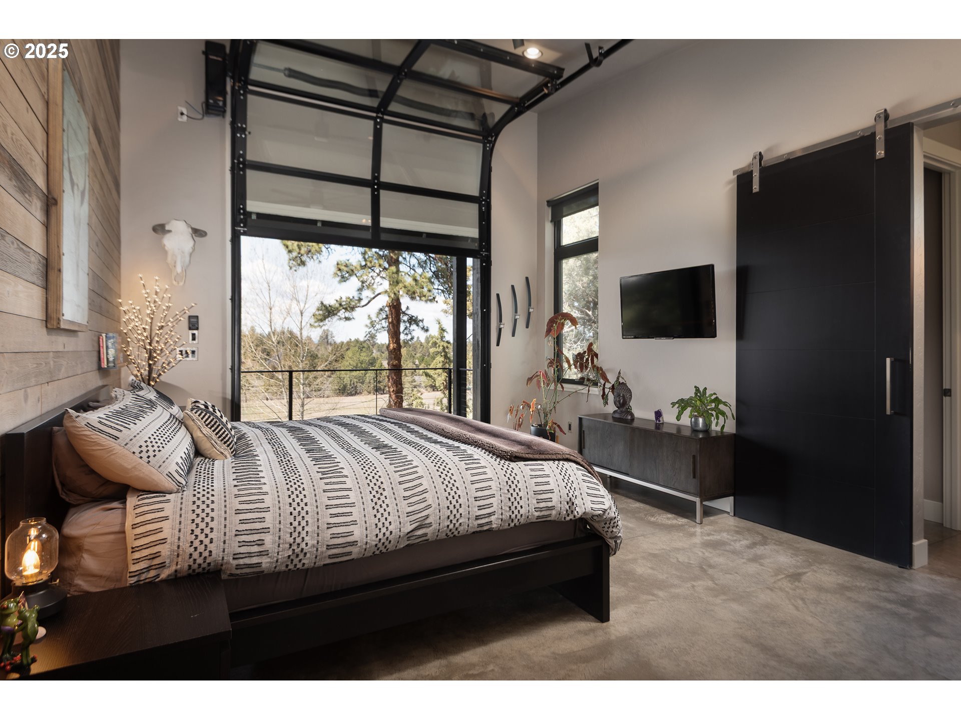 21060 Knott Road Bend, OR 97702 - Photo 19 of 48