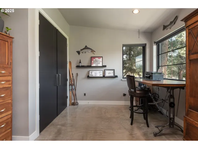 $3,500,000 | 21060 Knott Road, Bend, OR 97702