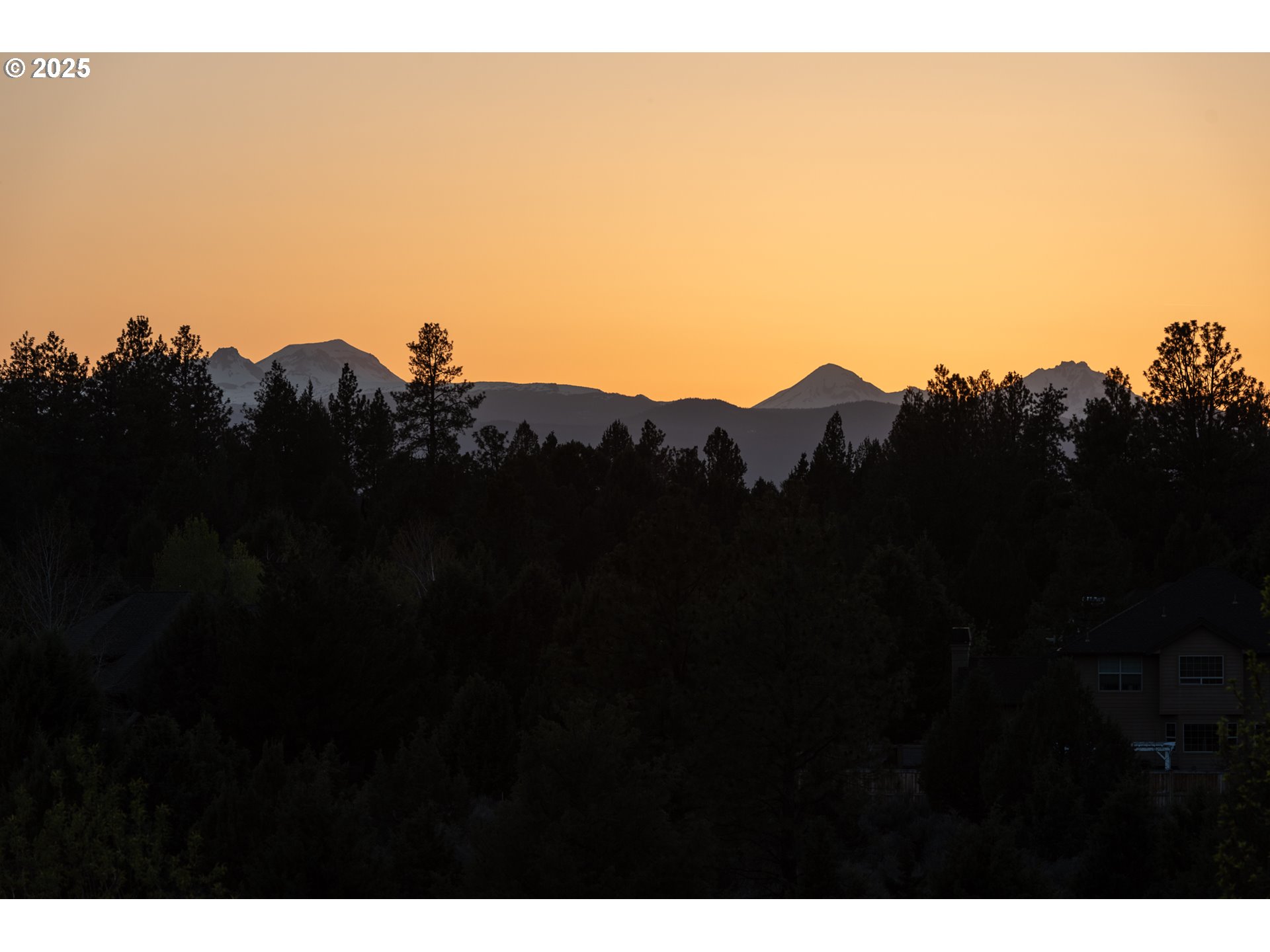 21060 Knott Road Bend, OR 97702 - Photo 44 of 48