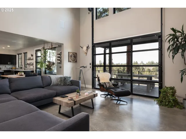 $3,500,000 | 21060 Knott Road, Bend, OR 97702