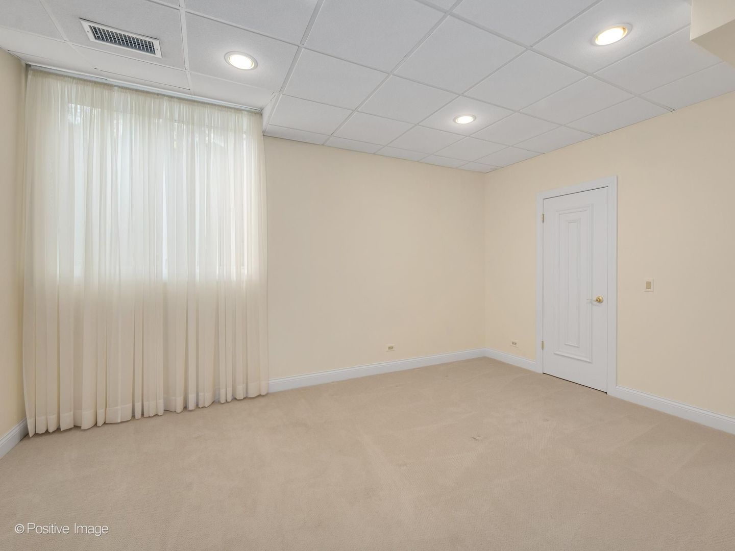 25W471 Plamondon Road Wheaton, IL 60189 - Photo 48 of 85 Gallery Image 48