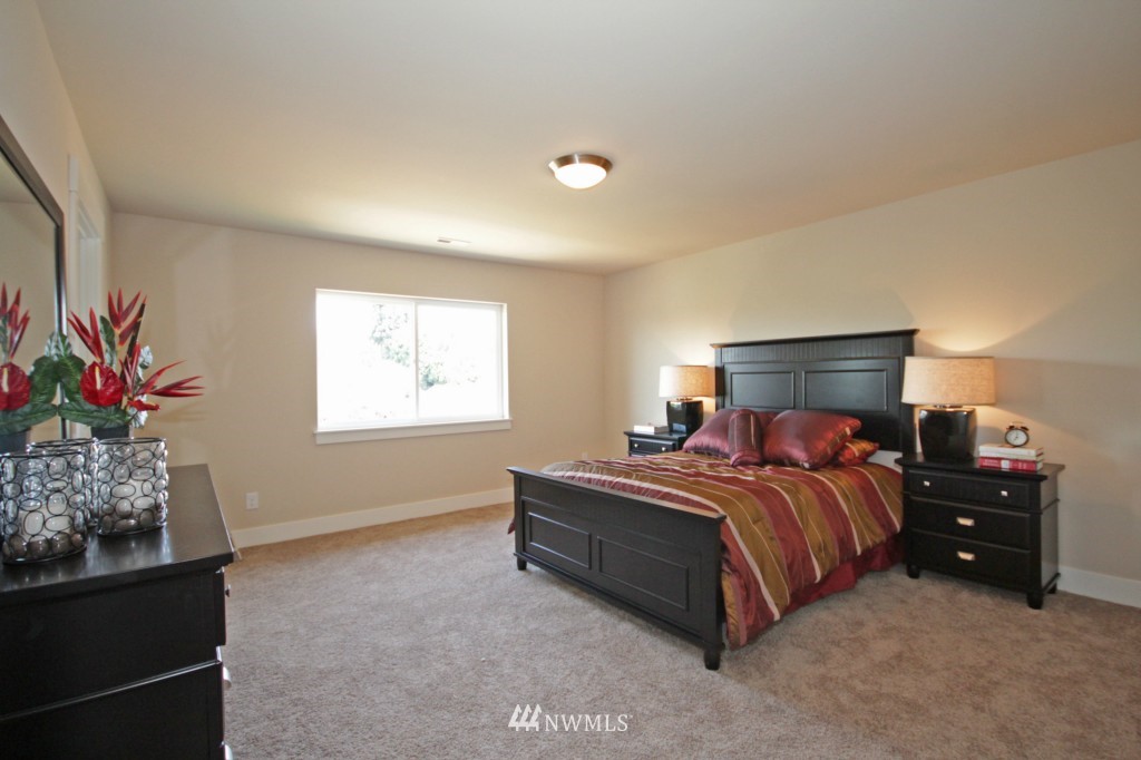 1904 Northeast 24th Street Renton, WA 98056 - Photo 16 of 25