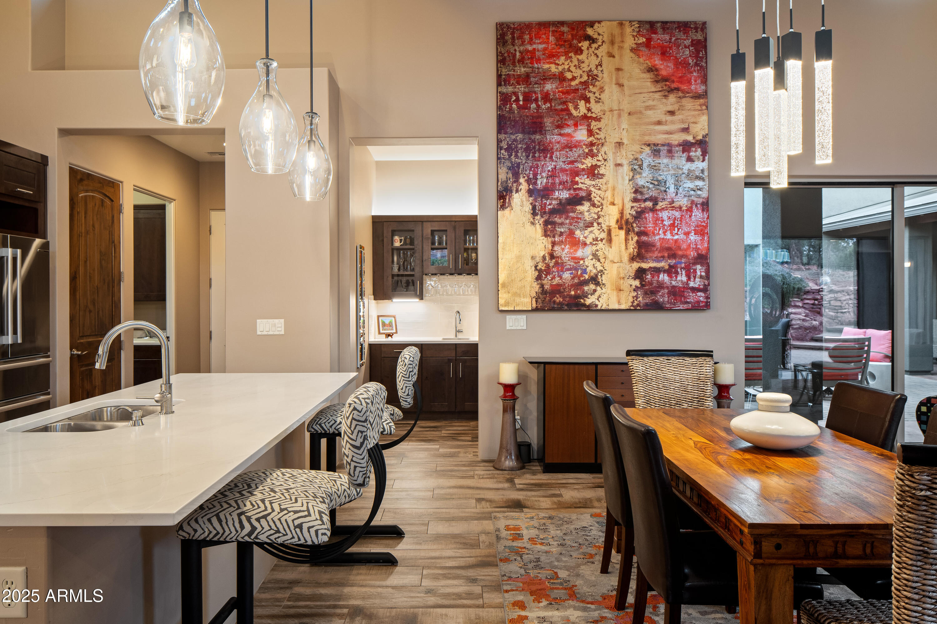 80 Rimstone Circle Sedona, AZ 86336 - Photo 16 of 40 KITCHEN, DINING, BAR