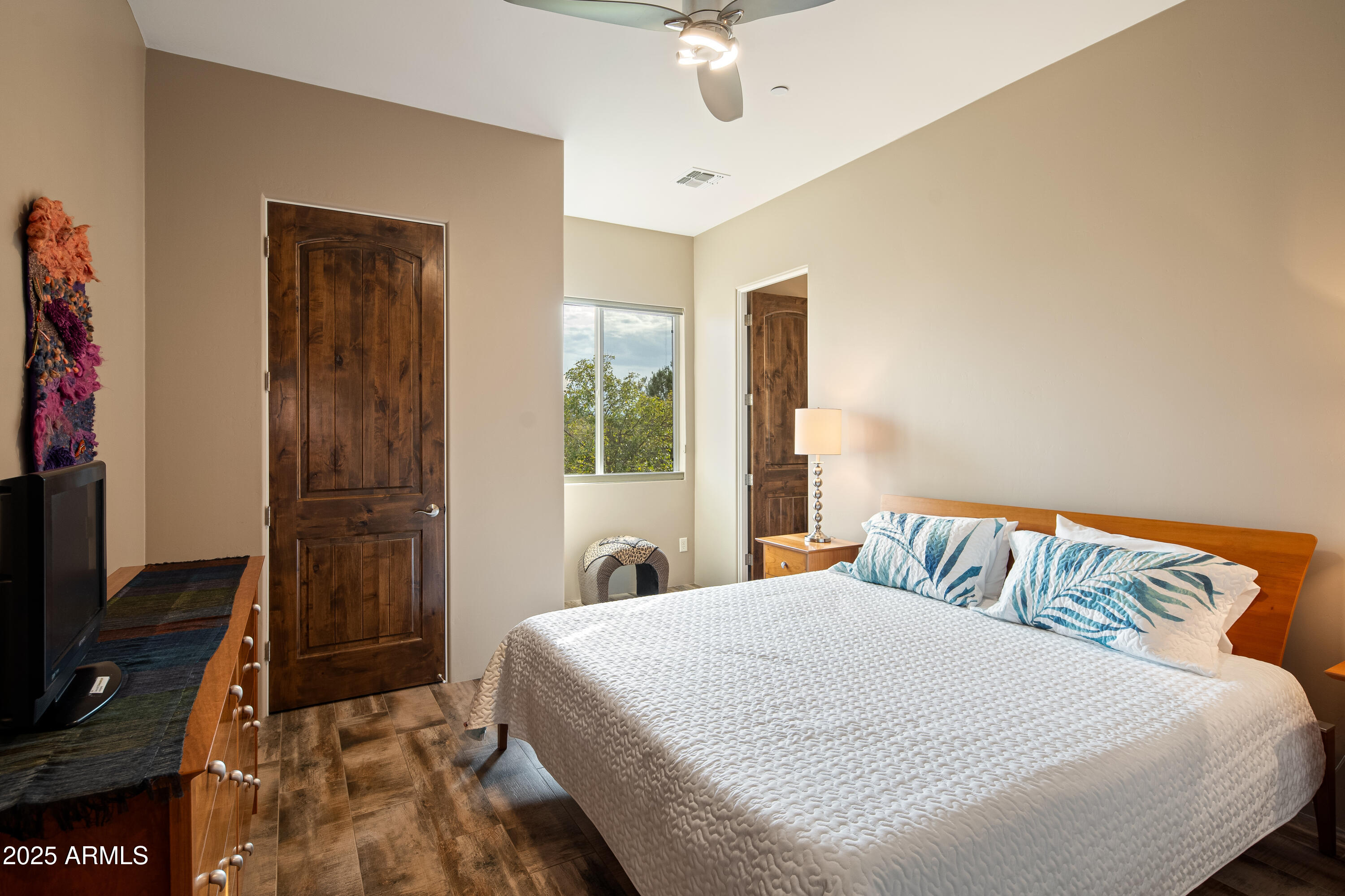 80 Rimstone Circle Sedona, AZ 86336 - Photo 27 of 40 2ND GUEST SUITE WITH BATH