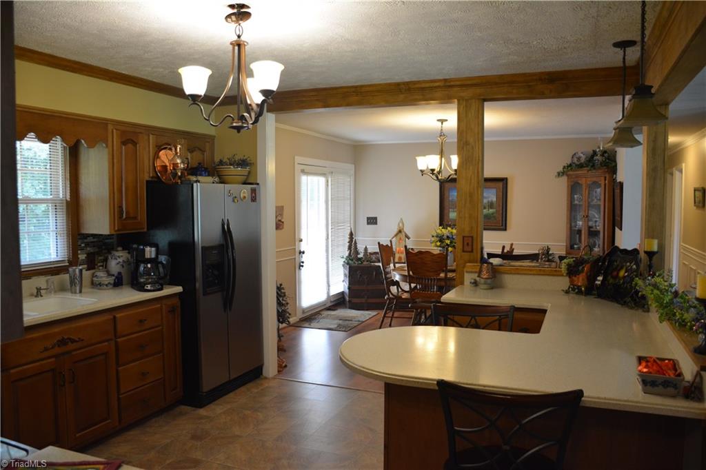 185 Maple Hollow Road Mount Airy, NC 27030 - Photo 11 of 30 Gallery Image 11