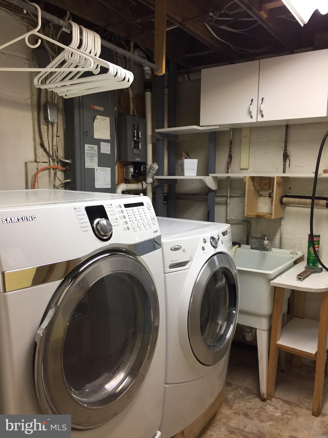 3409 Anderson Road Kensington, MD 20895 - Photo 26 of 29 Laundry room
