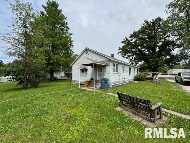 $67,000 | 20 Penco Avenue, Centralia, IL 62801