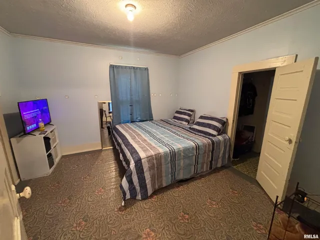 $67,000 | 20 Penco Avenue, Centralia, IL 62801