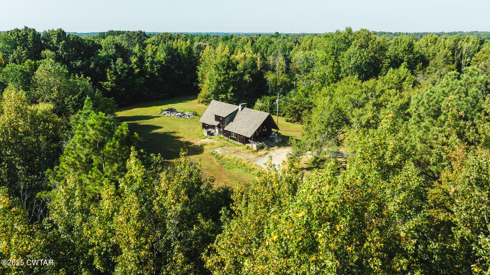 330 Darnell Road Dresden, TN 38225 - Photo 4 of 19 DJI_20250903092948_0016_D