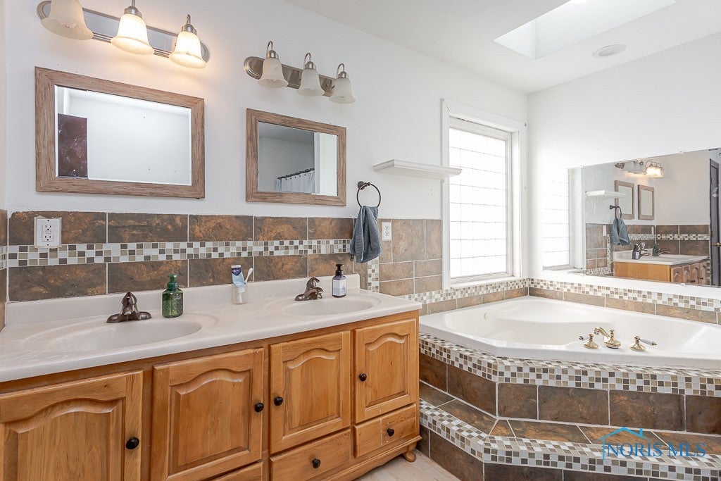 8871 Five Point Road Perrysburg, OH 43551 - Photo 36 of 50 Gallery Image 36