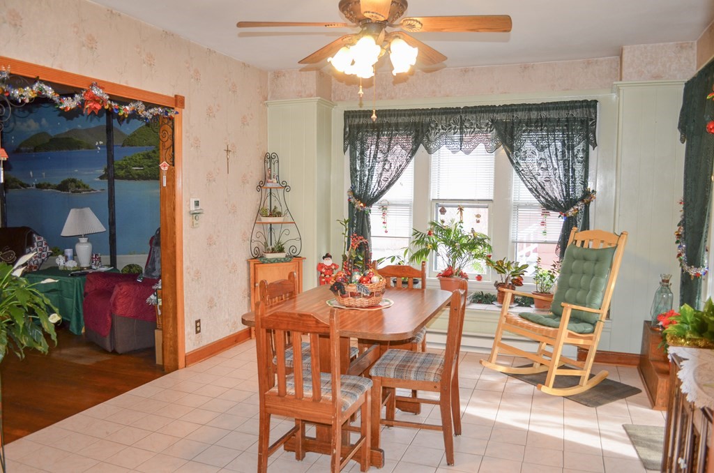 19 Carlton Street Springfield, MA 01108 - Photo 8 of 27 Gallery Image 8