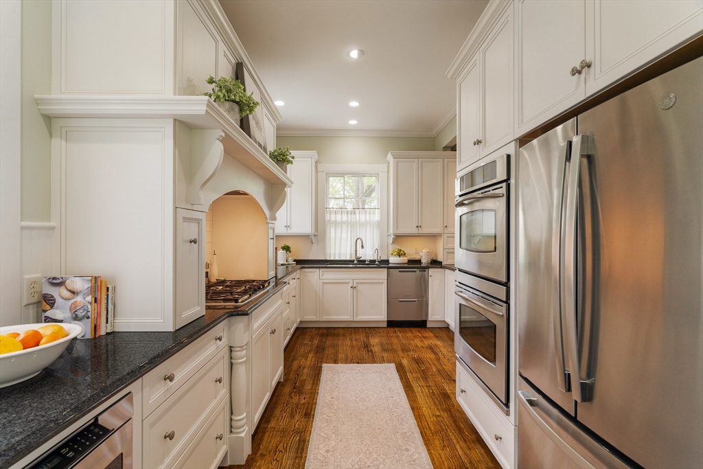 53 Tupelo Road Swampscott, MA 01907 - Photo 20 of 42
