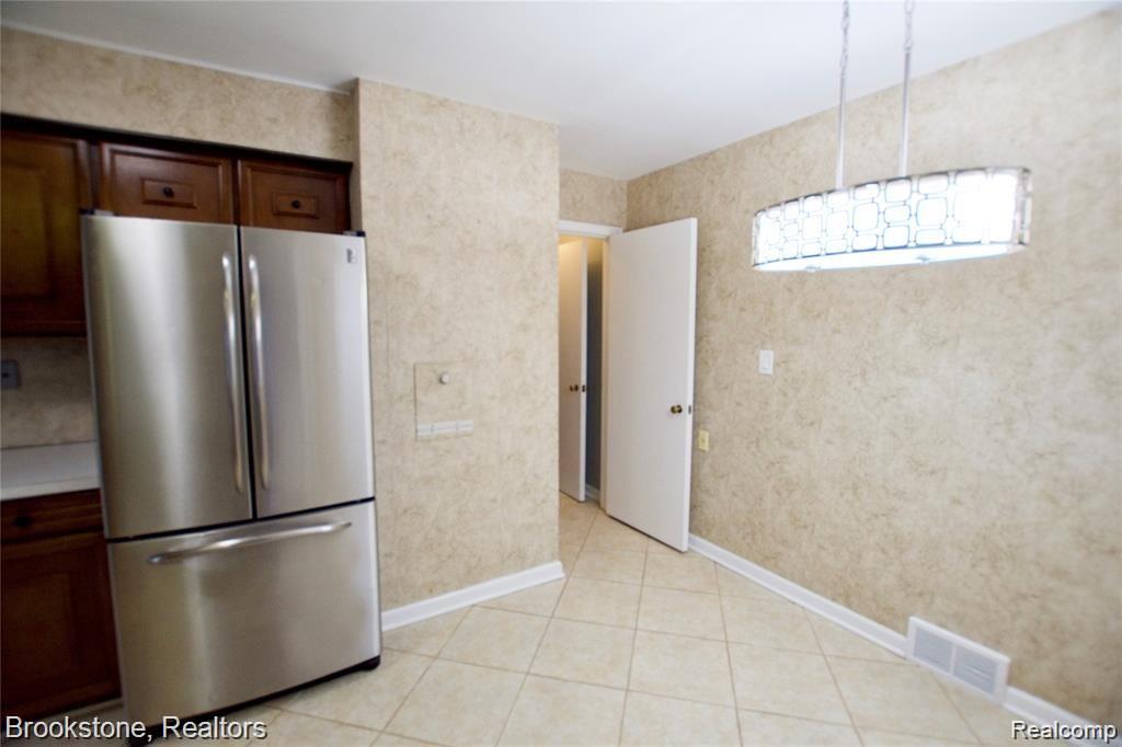 31315 Franklin Road Franklin, MI 48025 - Photo 9 of 40