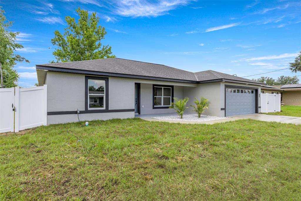26 Teak Run Ocala, FL 34472 - Photo 2 of 32