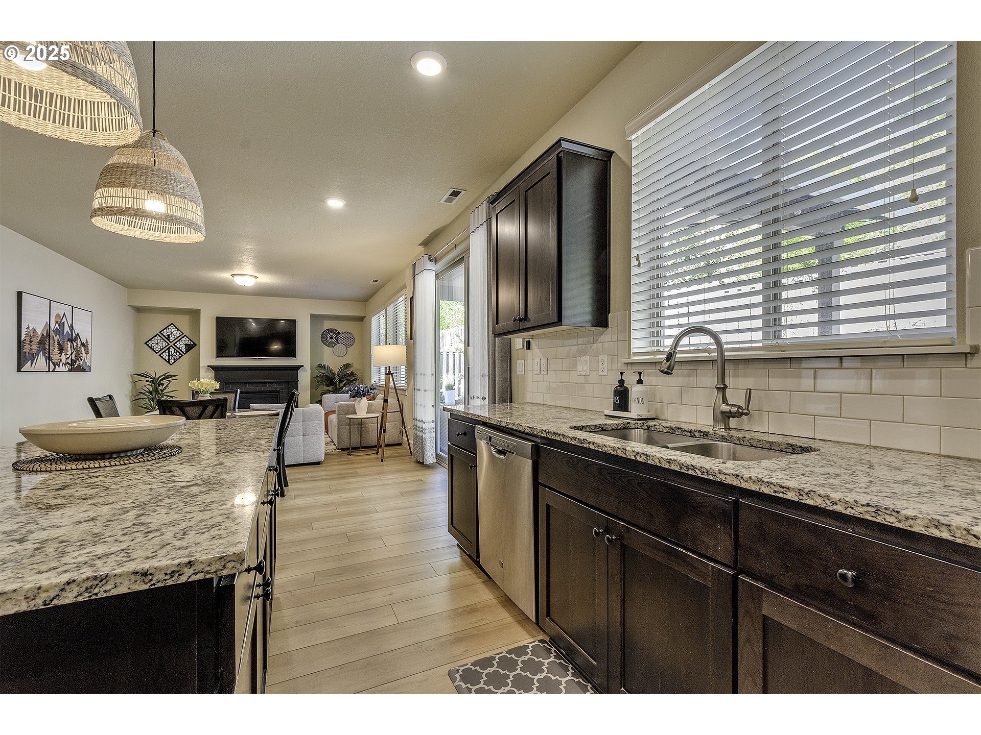 13255 Southwest Hazelcrest Way Portland, OR 97224 - Photo 11 of 37