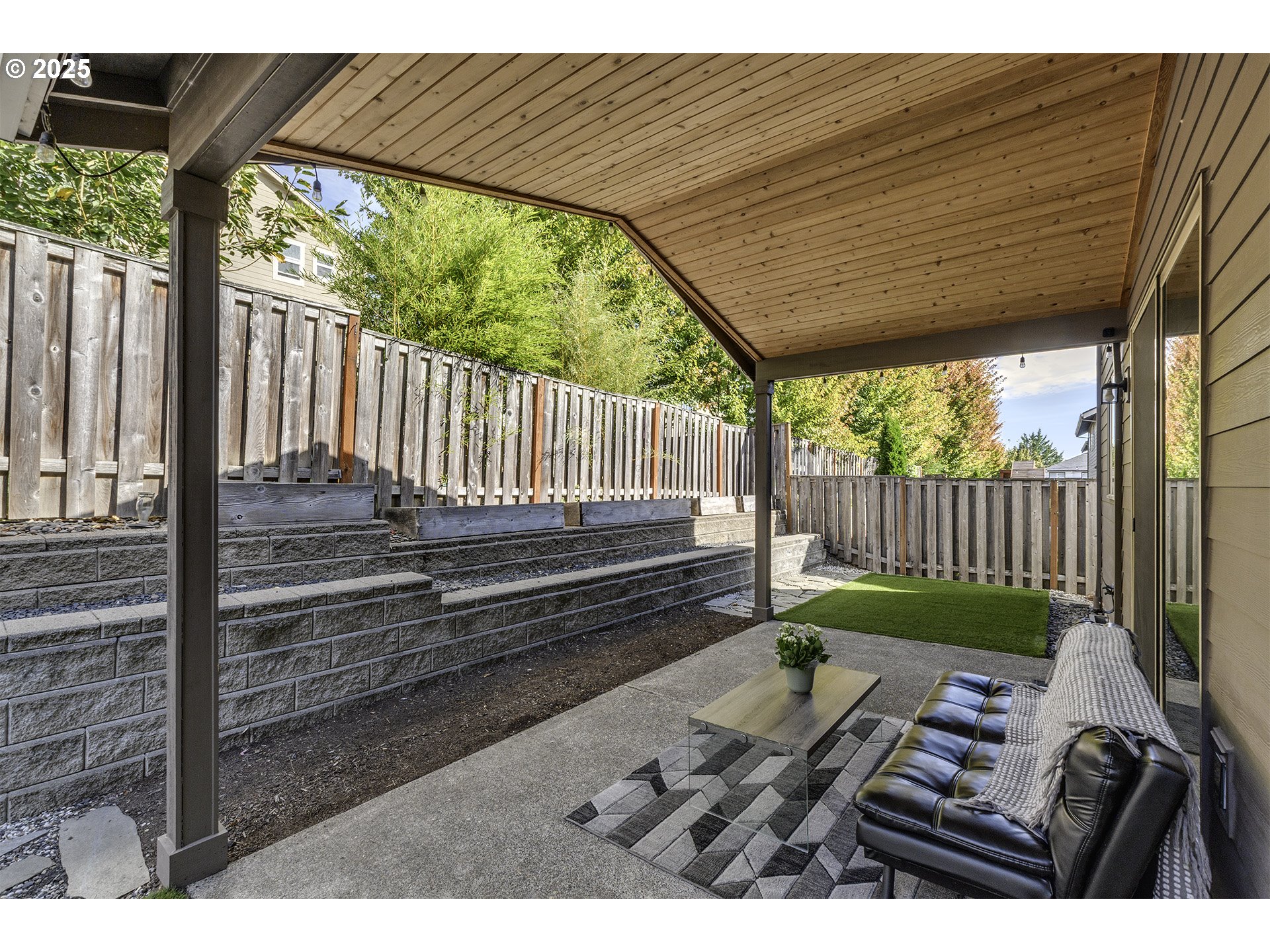 13255 Southwest Hazelcrest Way Portland, OR 97224 - Photo 32 of 37