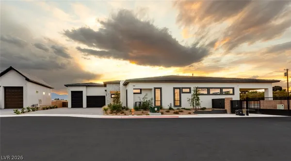 $3,495,000 | 5885 St Ebbes Court, Las Vegas, NV 89131
