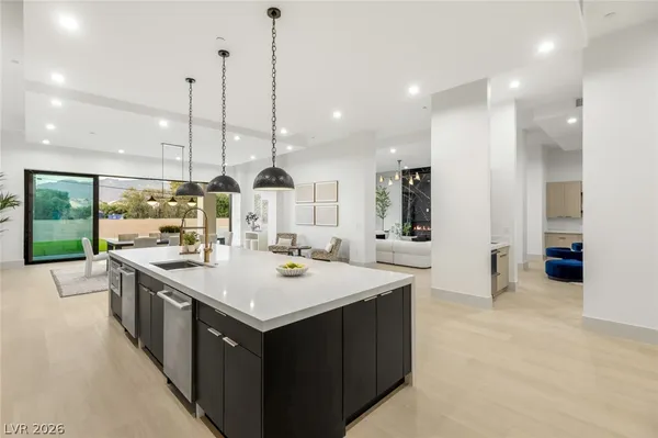 $3,495,000 | 5885 St Ebbes Court, Las Vegas, NV 89131