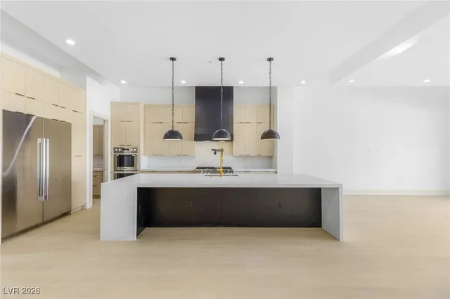 $4,000,000 | 5885 St Ebbes Court, Las Vegas, NV 89131