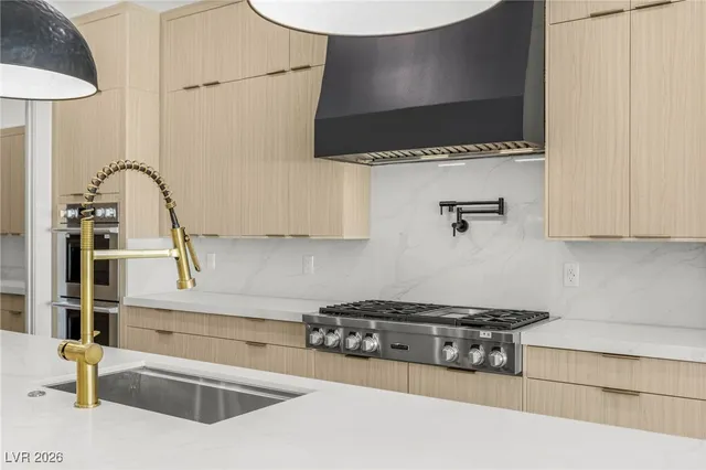 $4,000,000 | 5885 St Ebbes Court, Las Vegas, NV 89131