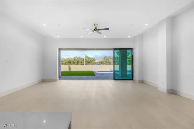 $4,000,000 | 5885 St Ebbes Court, Las Vegas, NV 89131