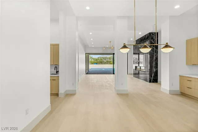 $4,000,000 | 5885 St Ebbes Court, Las Vegas, NV 89131