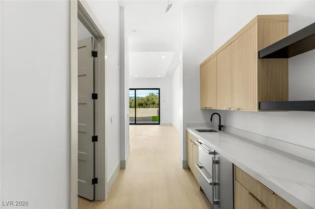 $4,000,000 | 5885 St Ebbes Court, Las Vegas, NV 89131