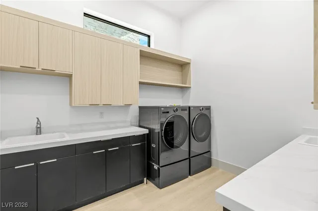 $4,000,000 | 5885 St Ebbes Court, Las Vegas, NV 89131