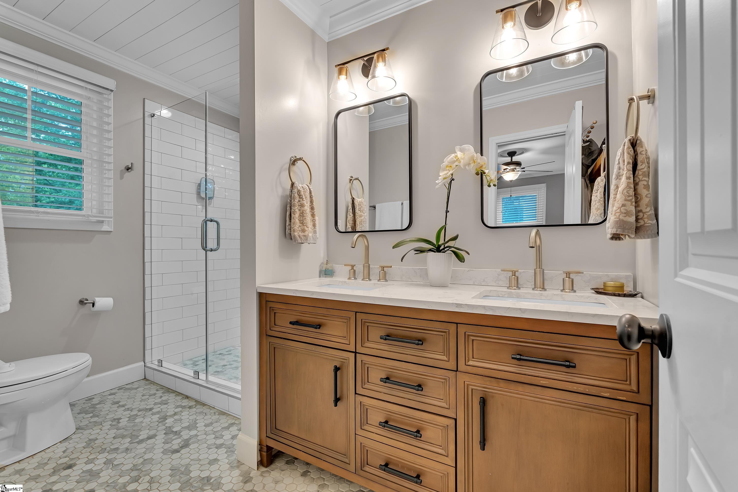 40 Nottingham Road Greenville, SC 29607 - Photo 12 of 32 Gallery Image 12