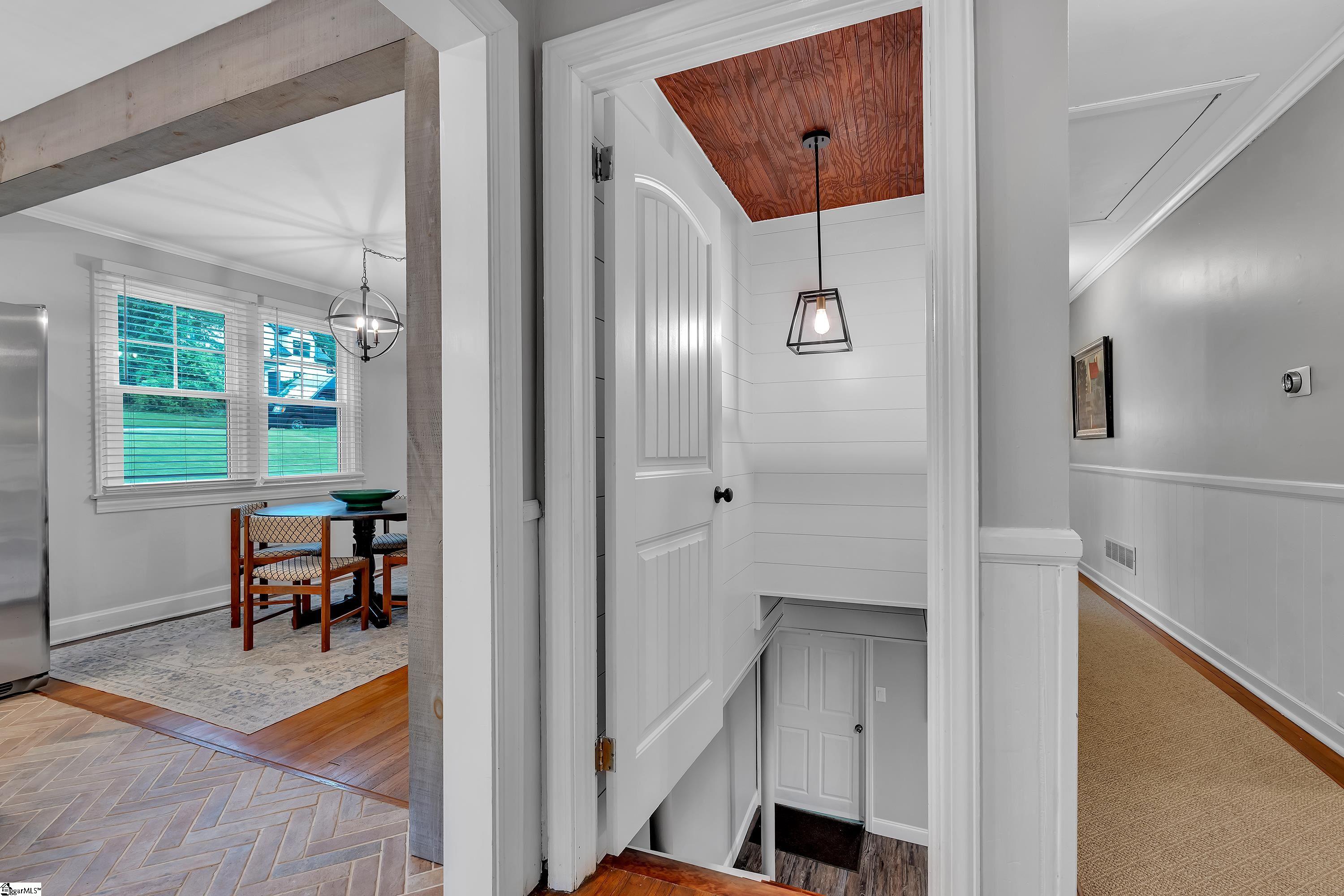 40 Nottingham Road Greenville, SC 29607 - Photo 18 of 32 Gallery Image 18