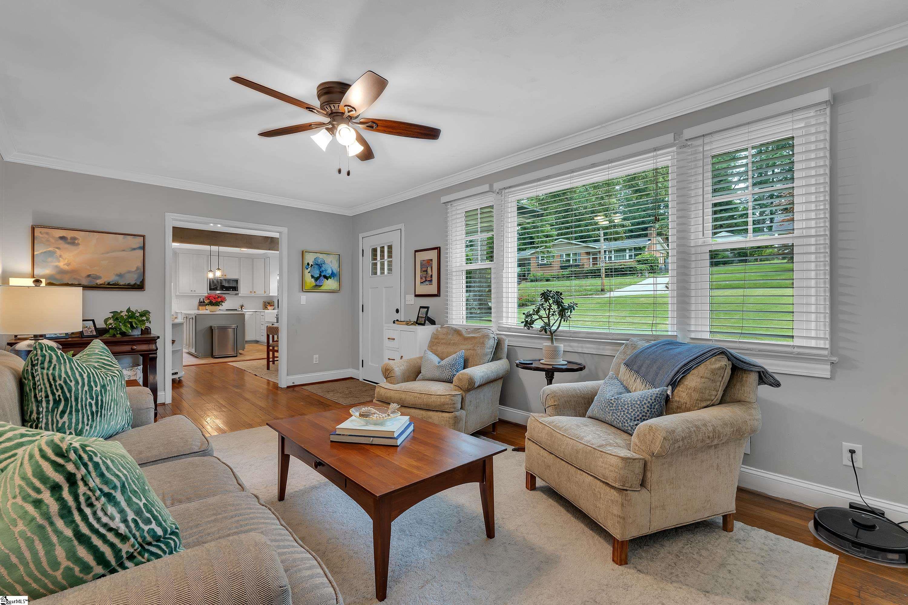 40 Nottingham Road Greenville, SC 29607 - Photo 9 of 32 Gallery Image 9